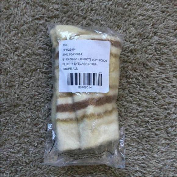 🔥🔥HOST PIC🔥🔥 Free People Fluffy Eyelash Striped Socks - Picture 5 of 11